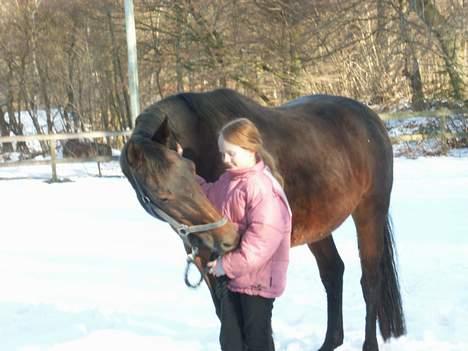 Anden særlig race Duet (DØD) - Uhm............... Du smager godt. billede 3
