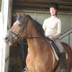 Anden særlig race Marcie *død*