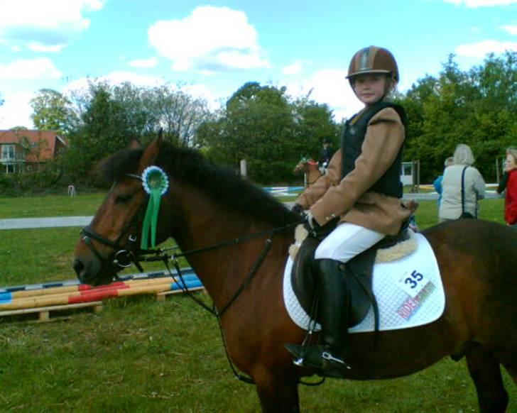 Anden særlig race Kurt ( Urt ) - Marie og Kurt´s første stævne.. Det blev en fin 3. pl billede 8