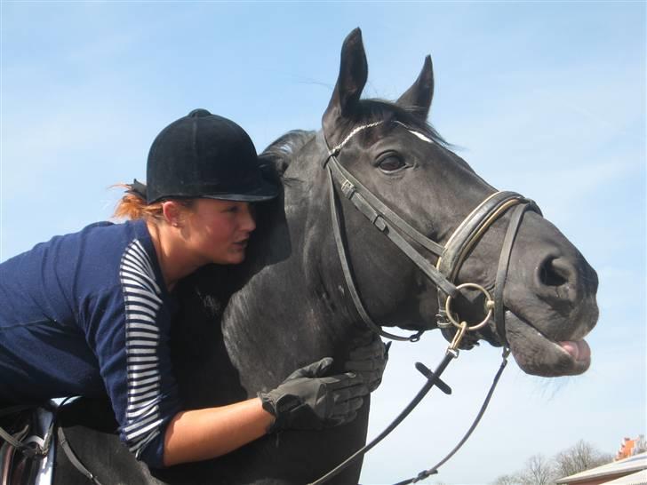 Oldenborg Loberg´s Lillemand - Åhhh Moar det dejligt... liiiiige der. :D billede 5