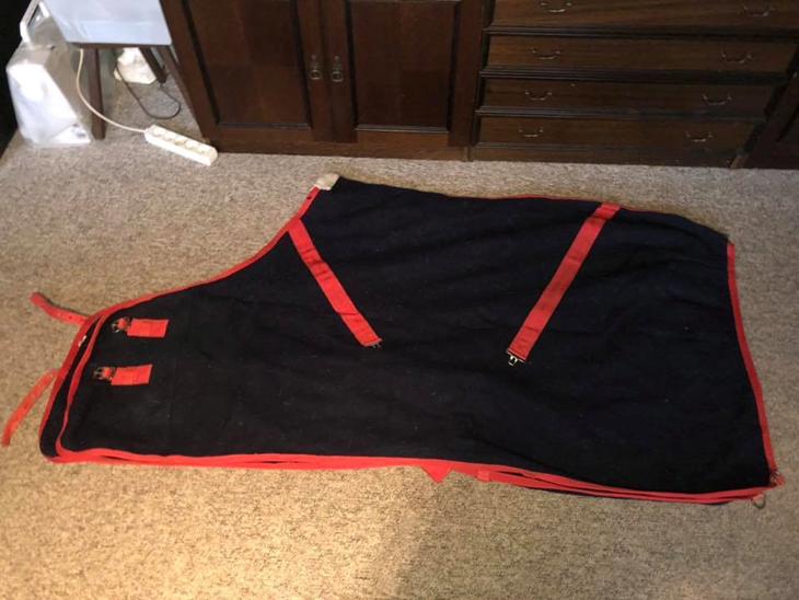 {{currentPhoto.altText}} billede {{currentPhoto.number}}