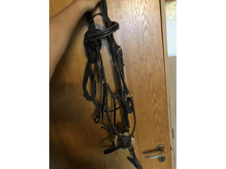 {{currentPhoto.altText}} billede {{currentPhoto.number}}