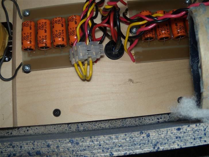 Delefiltre (Passive) i TurboSound TXD-218 Bundkasser. billede 2