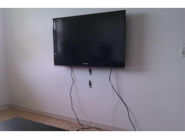 {{currentPhoto.altText}} billede {{currentPhoto.number}}