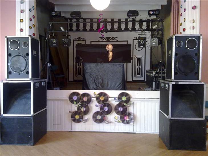 {{currentPhoto.altText}} billede {{currentPhoto.number}}