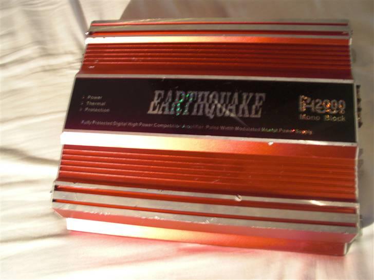 Markræser forstærker. Phoenix Gold m44 og Earthquake PHD2000 billede 3
