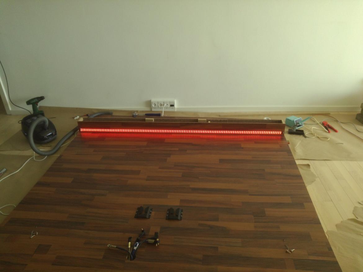 DIY HiFi-væg - Test med rød lys billede 67
