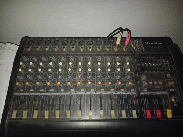 Thornton højtaler og mixer