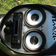 Scooterstereo Clarion/Xzound