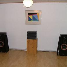 Musikanlæg NAD & Cerwin Vega