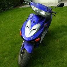 Scooterstereo Adly, Sony/JBL