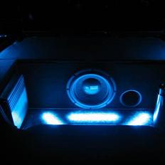 Bilstereo Ford escort