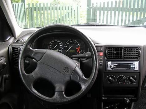 Bilstereo Polo 6N billede 2