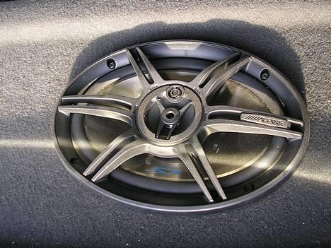 Bilstereo Polo 6N - Så fik jeg Alpine i stedet for std mondeo speakers billede 7