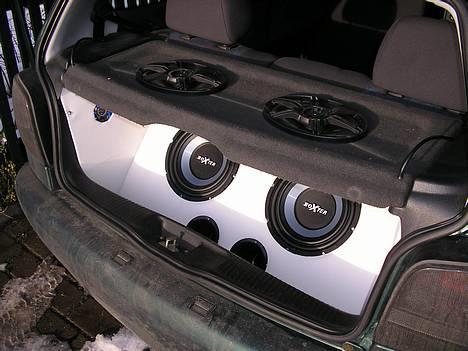 Bilstereo Polo 6N billede 10