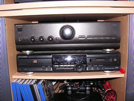 Musikanlæg lidt blandet hifi - min fine technic forstærker og min orion CD/MD afspiller som snart er nogle år gammel. billede 4