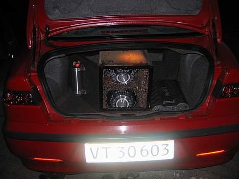 Bilstereo fra Alfa Romeo 156 billede 2