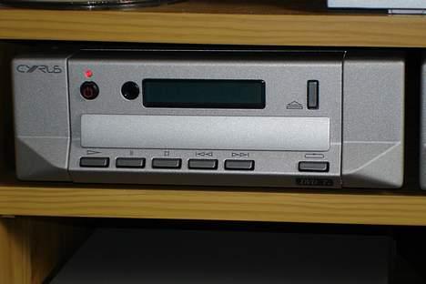 Musikanlæg Cyrus og Audiovector - DvD 7+ billede 2