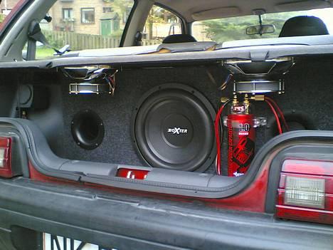 Bilstereo i Charade billede 2