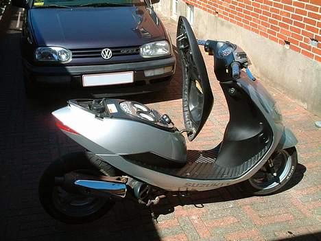 Scooterstereo Clarion/Xzound - Det endelige resultat. billede 4