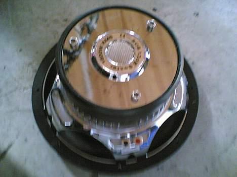 Bilstereo i Charade billede 13