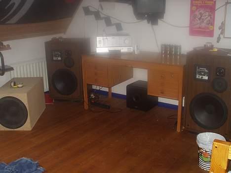 Musikanlæg Røde billede 1
