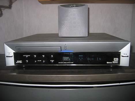 Hjemmebiograf JVC billede 5