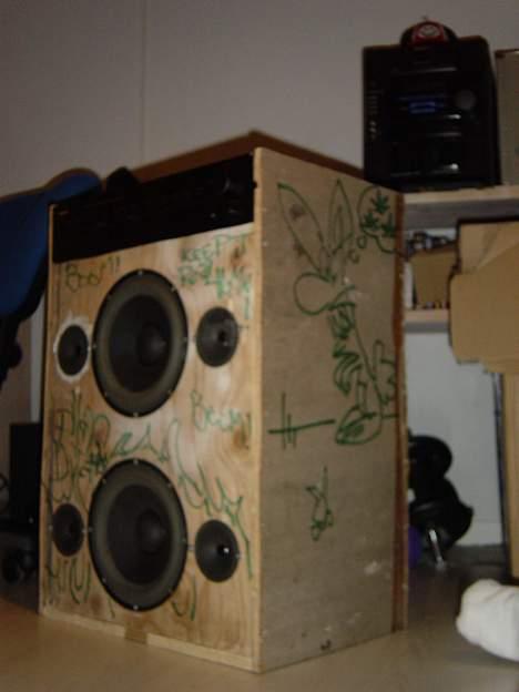 Musikanlæg Bass BoX billede 2