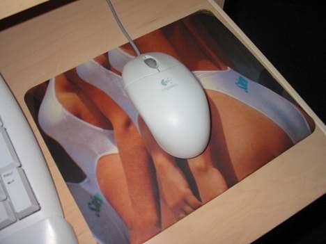 Minianlæg Samsung - Min pikke dårlige mus og musemåtte... skal snart ha en Microsoft mus, og en Icemat... billede 15