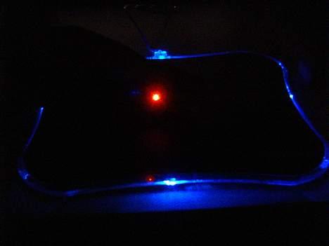 Computeranlæg 5,1 chanel Computeranlæg  - Min Hama blå LED musemåtte :P Den Bæred Med Min Optiske Mus billede 9