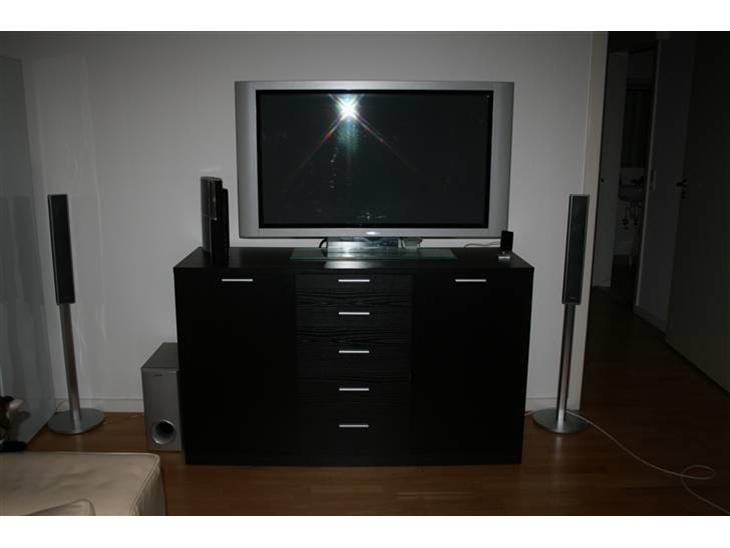 {{currentPhoto.altText}} billede {{currentPhoto.number}}