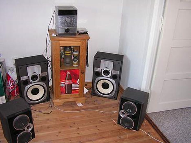 {{currentPhoto.altText}} billede {{currentPhoto.number}}