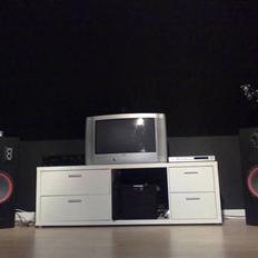 Musikanlæg Cerwin-vega! & Pioneer