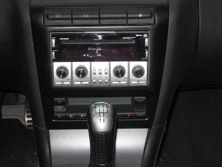 Bilstereo DLS Anlæg i Octavia RS - Hu Og spartlet ramme billede 7