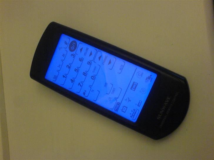 Hjemmebiograf Technics,Sharp,B&W - Sunwave universal remote. Den er dejlig nem og virker upåklageligt!! billede 4