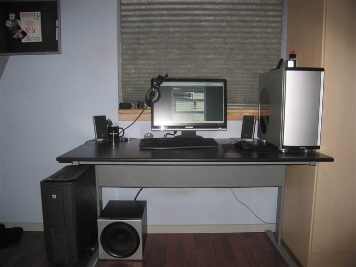 Computeranlæg Logitech Z2300 billede 1