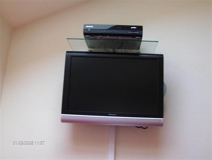Hjemmebiograf HK,B&W,Optoma DLP DIY - Et enkelt billede af mit soveværelses setup billede 12