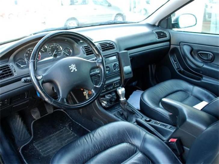 Bilstereo 406 Coupe` - self med sort kabine billede 10