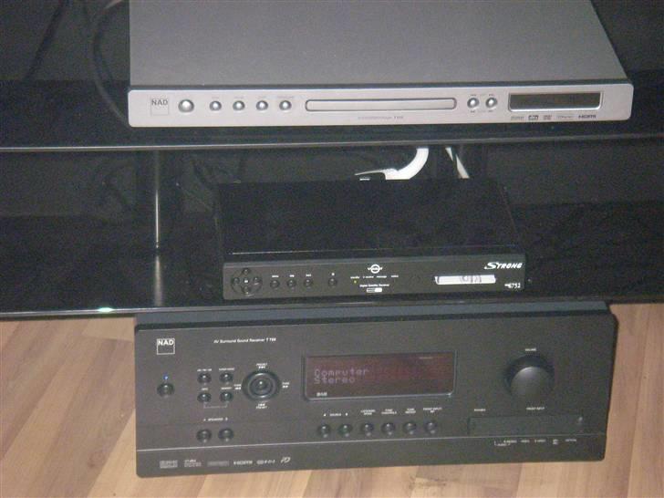 Hjemmebiograf NAD - Dalí - Samsung - NAD 515 + Lorte parabol fra viasat :D + NAD T765 billede 4