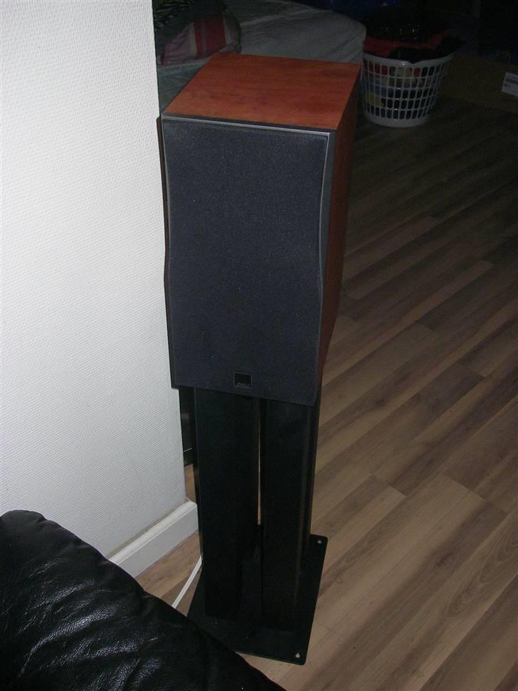 Hjemmebiograf NAD - Dalí - Samsung - Concept 2 + Stand (Left) billede 9