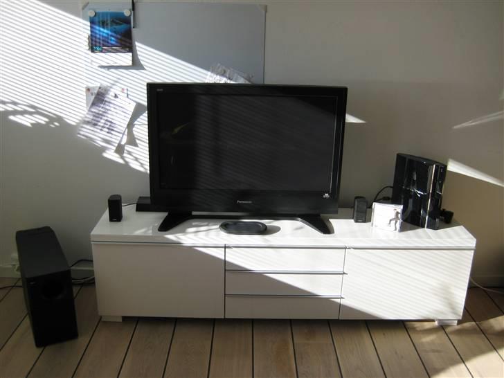 Hjemmebiograf Bose, Panasonic, Ps3 - Inden jeg fik stander hjem og styr på ledningerne. billede 3
