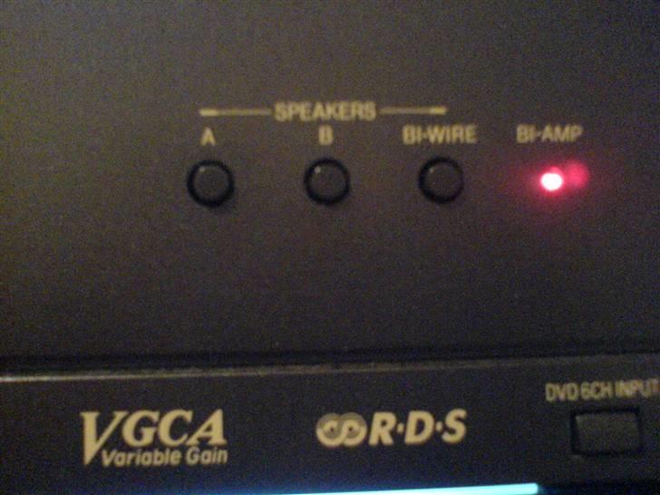 Hjemmebiograf Technics,Sharp,B&W - ja som billedet viser er forstærkeren BI-amp´et til mine B&W DM684.. spiller pisse godt!! billede 11