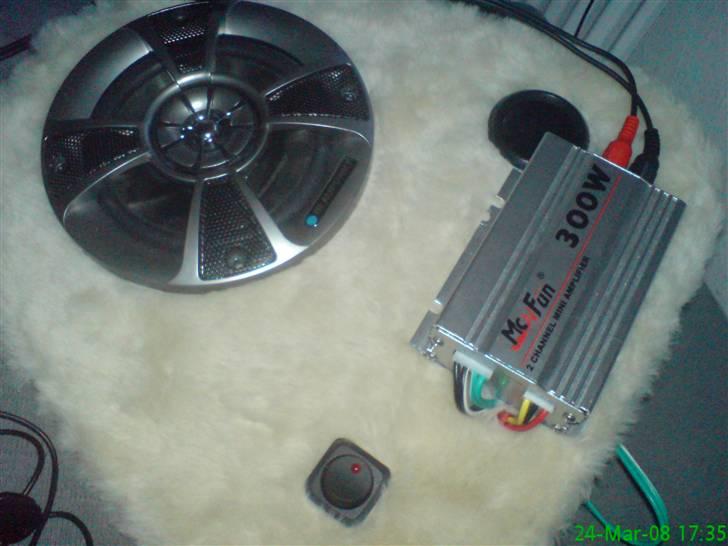 Scooterstereo Blaupunkt - Mc N Fun billede 2