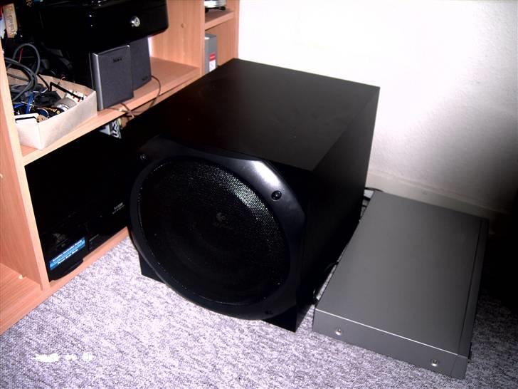 Hjemmebiograf Logitech Z-5500 Digital - bassen billede 1