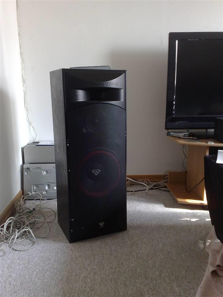 Hjemmebiograf Samsung, CV & Philips - Så var de lige blevet pakket op - der sidder stadig flamingo på :P billede 10