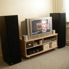 Musikanlæg Dali 109 + Thule IA100