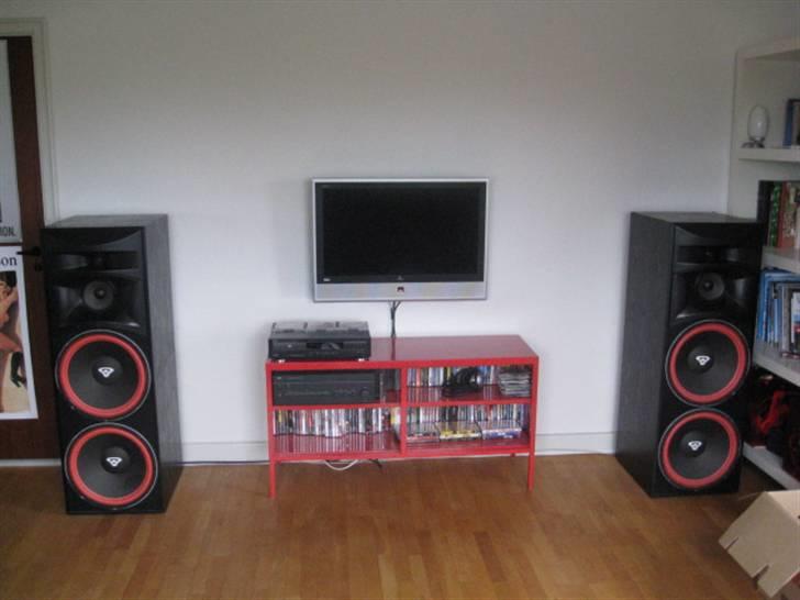 Hjemmebiograf cv 215 + nad c372 billede 1