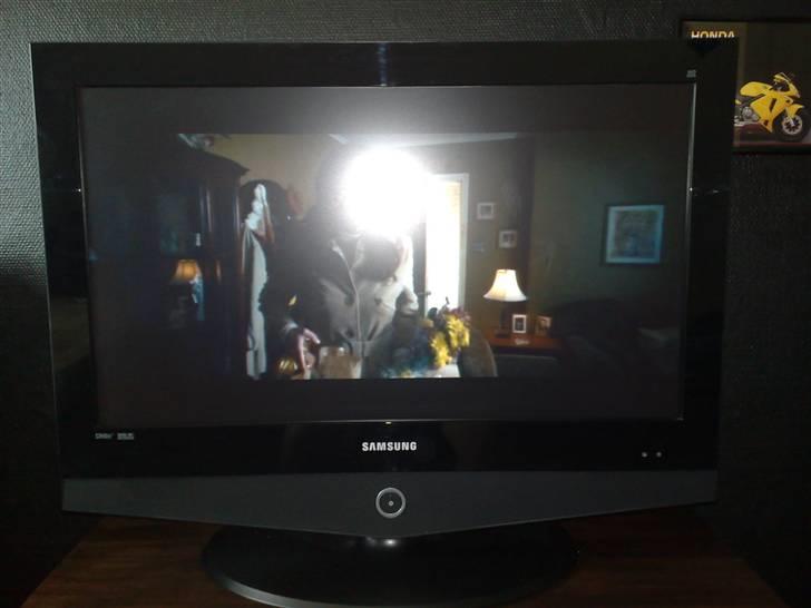 Hjemmebiograf NAD, Jamo og Samsung - Mit Samsung 32" :) billede 2