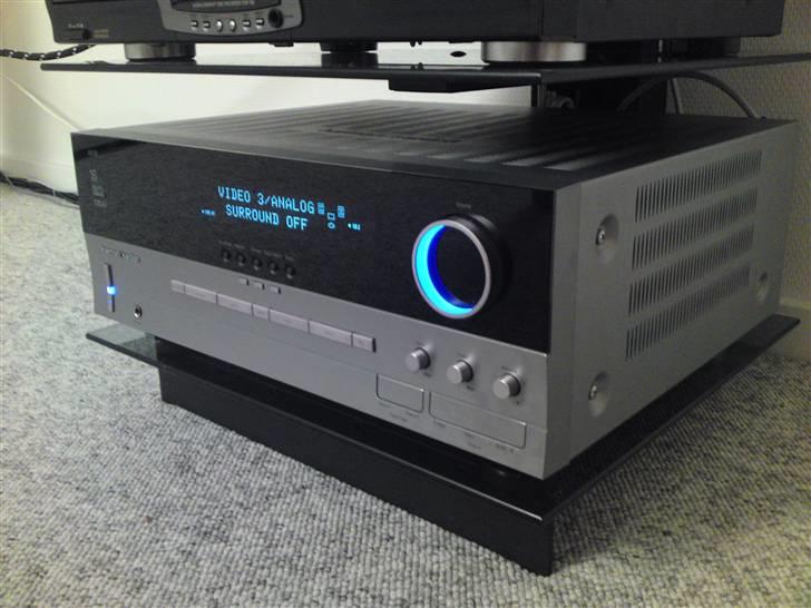 Musikanlæg Martins Hjemmebryg :) - surround forstærkeren Harman Kardon AVR230 billede 5