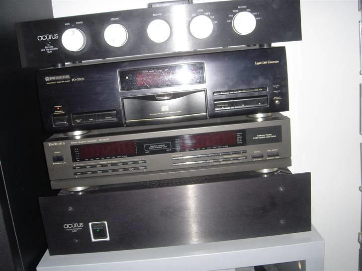 Musikanlæg *OLD*Cerwin Vega + Acurus - Forstærkere, cd-afspiller og eq billede 3
